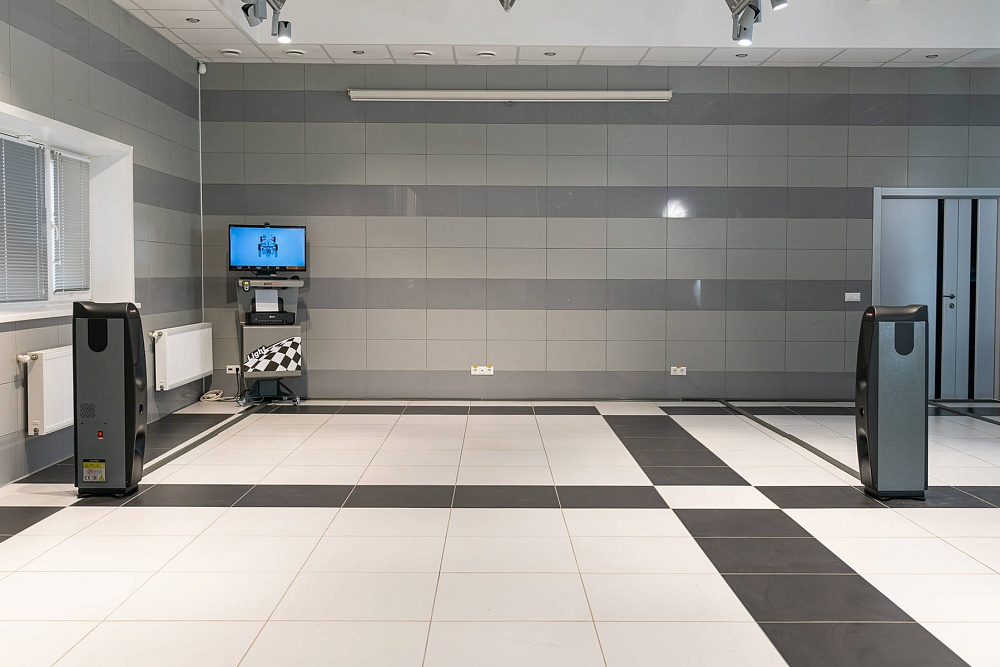 V 8102 VELOX Стенд развал схождения Техно Вектор 8